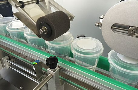 口香糖平側面貼標機