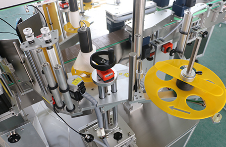 雙面定點定位貼標機