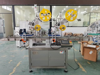 2025.9.1上海青浦平面不干膠貼標機1臺