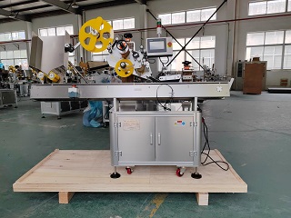 2025.9.18美國(guó)斜臥式不干膠貼標(biāo)機(jī)1臺(tái)