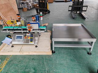 2025.9.25新西蘭桌面式不干膠貼標機+平臺1臺